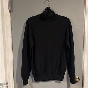 OCHNIK Classic Black Turtleneck‎ Sweater with Ribbed Cuffs S